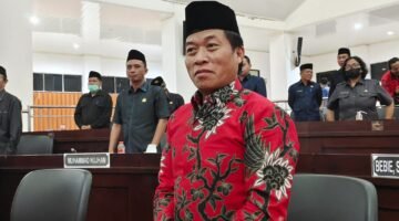 Ketua DPRD Murung Raya, Bapak Rumiadi, S.E., S.H., M.H.