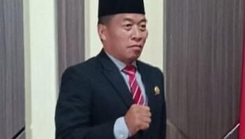 Ketua DPRD Kabupaten Murung Raya, H. Rumiadi, S.E., S.H., M.H.