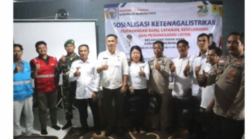 Sosialisasi Ketenaga Listrikan
Kec. Tanah Siang, Kab. Murung Raya.
Desa Dirung Bakung, Rabu 08 Oktober 2025.