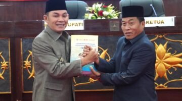 Wabup Rahmanto Paparkan Evaluasi Kinerja Pemkab Mura di Sidang Paripurna LKPJ