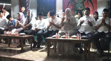 Harmoni Pejabat Pemkab Mura Warnai Malam Takbiran di Puruk Cahu