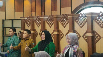 Wakil Ketua I DPRD Kabupaten Murung Raya, Dina Maulidah, menghadiri pembukaan pelatihan UPPKA Naik Kelas 