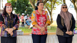 Wakil Ketua I DPRD Kabupaten Murung Raya, Dina Maulidah, S.HI., hadir langsung dan bertindak sebagai salah satu dewan juri dalam ajang lomba Mangenta pada Rabu, 05/08/2026.