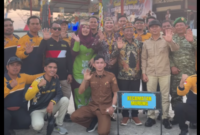 Wakil Ketua I DPRD Kabupaten Murung Raya, Dina Maulidah, S.HI., Saaat foto bersama dengan para Kontingen peserta ajang Festival Tira Tangka Balang 2026.