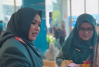 Wakil Ketua I DPRD Kabupaten Murung Raya, Dina Maulidah, Saat menghadiri Acara Puncak Peringatan Hari Kesatuan Gerak (HKG) PKK ke-54 Tingkat Nasional di Kota Makassar.