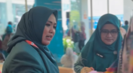 Wakil Ketua I DPRD Kabupaten Murung Raya, Dina Maulidah, Saat menghadiri Acara Puncak Peringatan Hari Kesatuan Gerak (HKG) PKK ke-54 Tingkat Nasional di Kota Makassar.