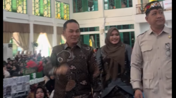 Dampingi Ikatan Alumni, Wakil Ketua I DPRD Mura Dina Maulidah Hadiri PBAK UIN Palangka Raya