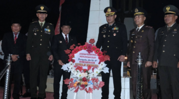 Sinergi Pimpinan Daerah, Ketua DPRD Mura Rumiadi Hadiri Ziarah Malam HUT Ke-81 RI